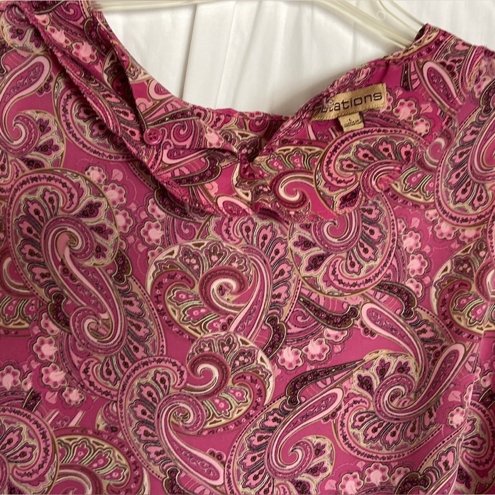NOTIONS Sz-L Silky/Soft Paisley Tank-top, 1 Back 🗝️Hole Button- Good Used Shape - Picture 15 of 16